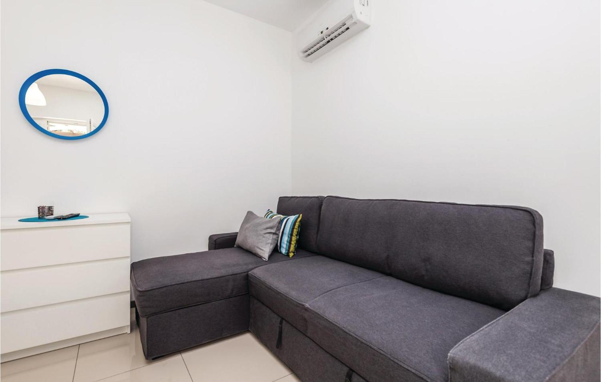 Nice Apartment In Mandre With Wifi Dış mekan fotoğraf